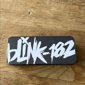 RARE NEW Blink 182 Promo Jim Dunlop Guitar Pick Case & 6 Picks